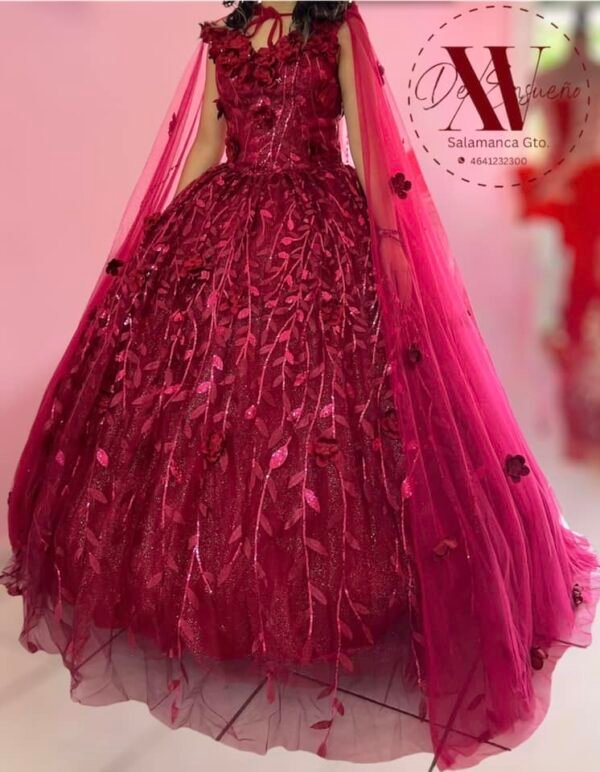 Vestido corte A vino